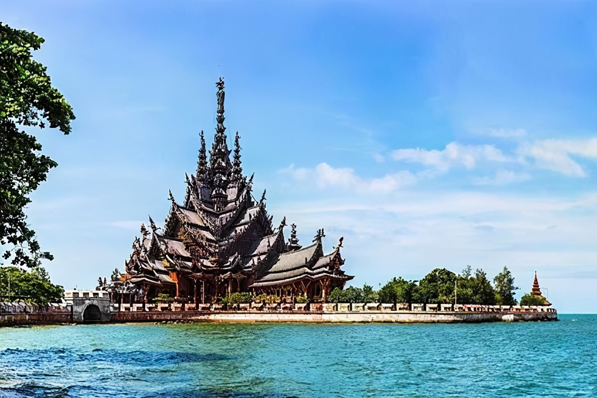 变化翻天覆地！近期出入境消息汇总，含航班计划、熔断和各国新规