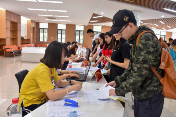 大学和学院有什么差别？很多人不了解，具体差距不止一点点