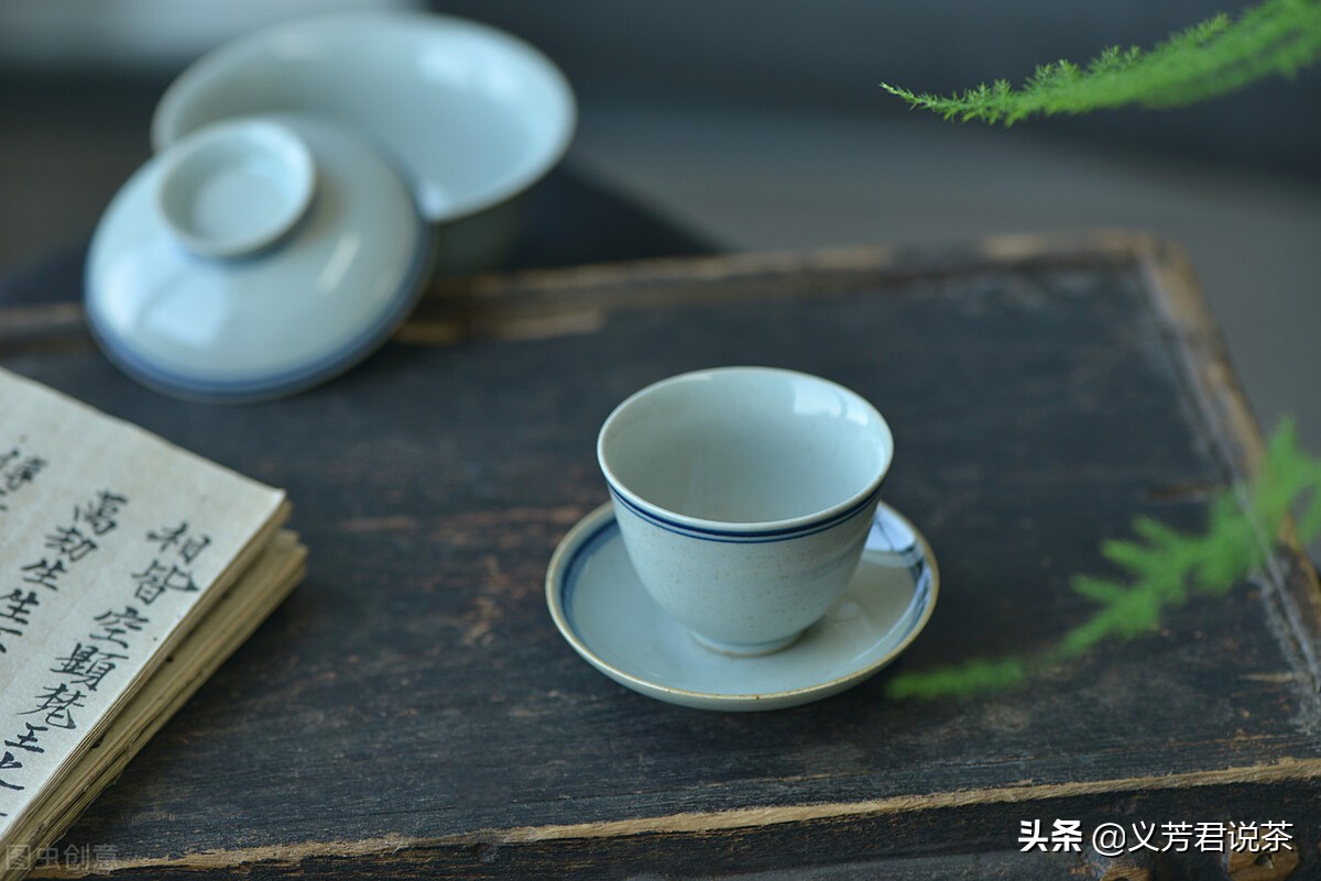 何以消烦恼，一杯清茶足矣