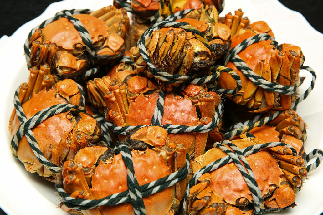 清蒸螃蟹,3个诀窍掌握好,出锅不掉腿不流黄,鲜味不流失