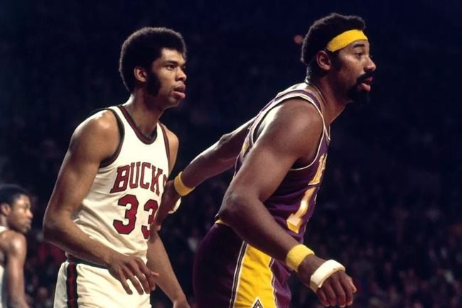 全能王！盘点NBA拿到三双最多的十大球星：詹姆斯仅排第五名