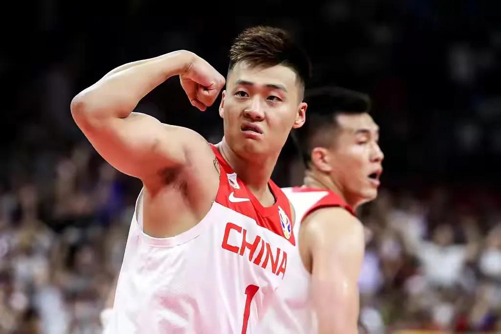 赵睿为什么没进nba(赵睿被中国篮协封杀冤枉吗？比起王治郅被开除，赵睿是小巫见大巫)