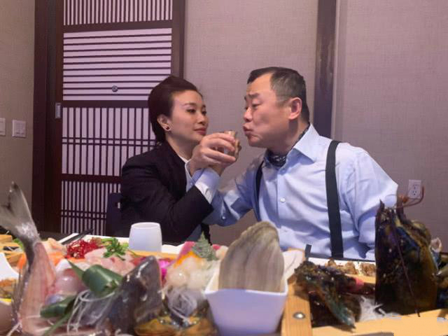 温州富婆招聘男保姆(周立波情迷胡洁后) - 好工作