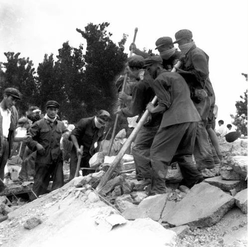 唐山抗震英雄纪念碑为何会成为唐山人民的精神图腾