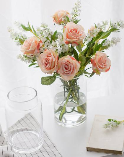 玫瑰花怎么插花瓶水养