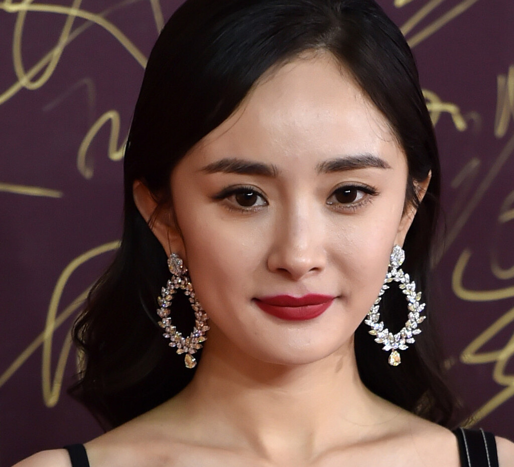 杨幂的上位史和她的绯闻男友们，黑料满满的她如何走到今天这一步