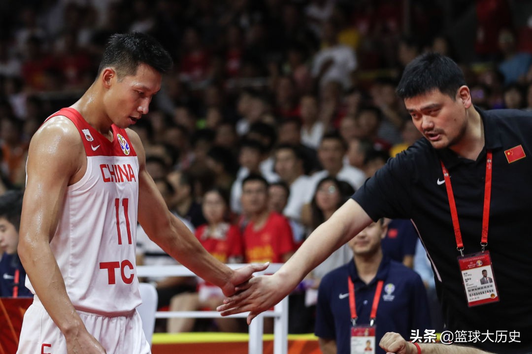 阿连为什么离开nba(69天！易建联短暂的湖人时光，分明能留下来，为何主动解约？)