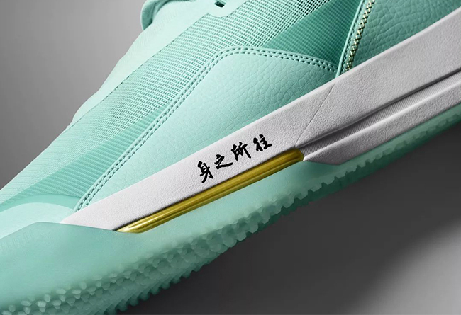 为什么郭艾伦能在cba穿aj(aj33 se 郭艾伦上线,耐克真是赚翻了!