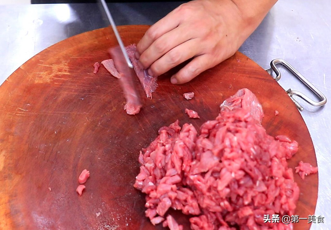 图片[2]-【牛肉酱】做法步骤图 麻辣鲜香 牛肉酥脆-起舞食谱网