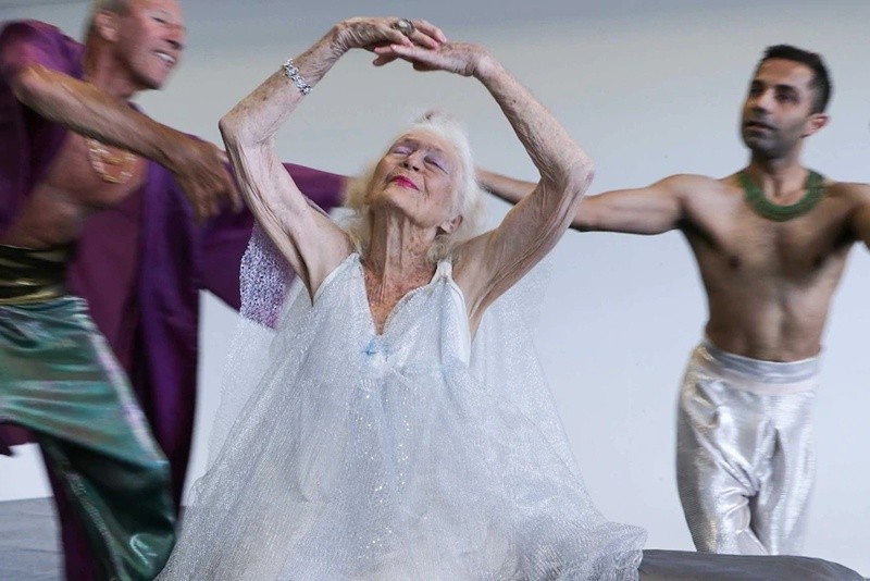 107歲舞蹈家克萊默：無子無女沒結過婚，90歲仍在戀愛，自由一生 找老婆 第1張