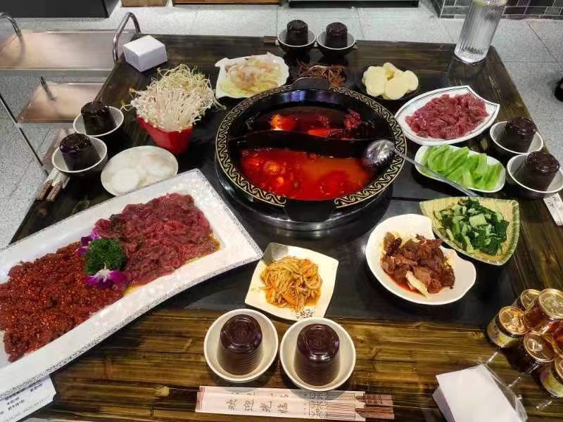 熱烈祝賀鍋底豆花牛肉火鍋榮獲廣安市 舌尖上食品 商家第一名 天天看點