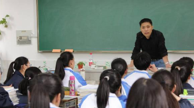 考上了大学，才发现自己有“高中后遗症”，大学生的经历太真实了