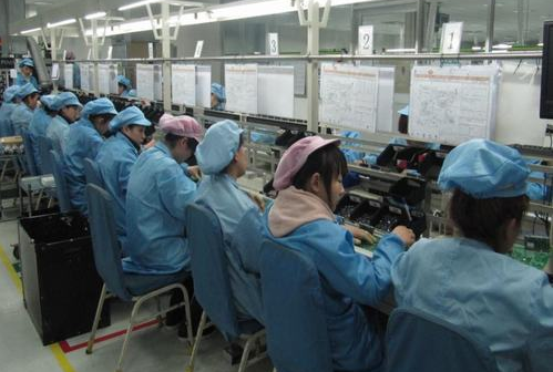 央视曝光职业学校乱象，水平差又乱收费，难怪家长有“分流”焦虑