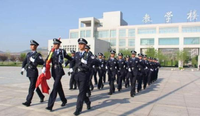 广东一所“普通”的大学，水平不是太高，却被称作“公务员摇篮”