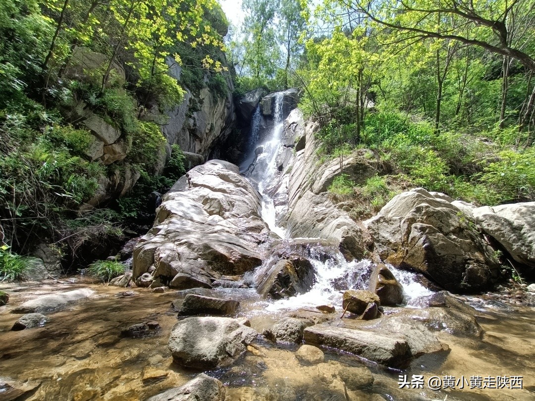 原来这便是秦岭72峪中的白石峪，藏在动物园后面，自驾车能开进山