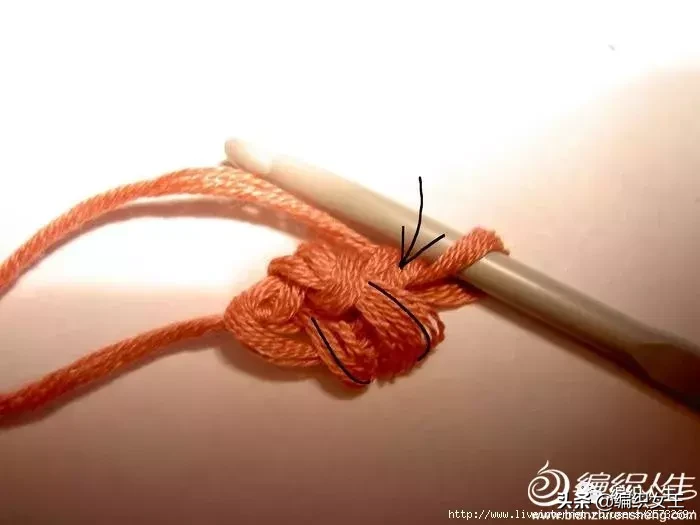 快来学！钩针与缝衣针竟能做出这么美的花边，用手工扮靓你的春天