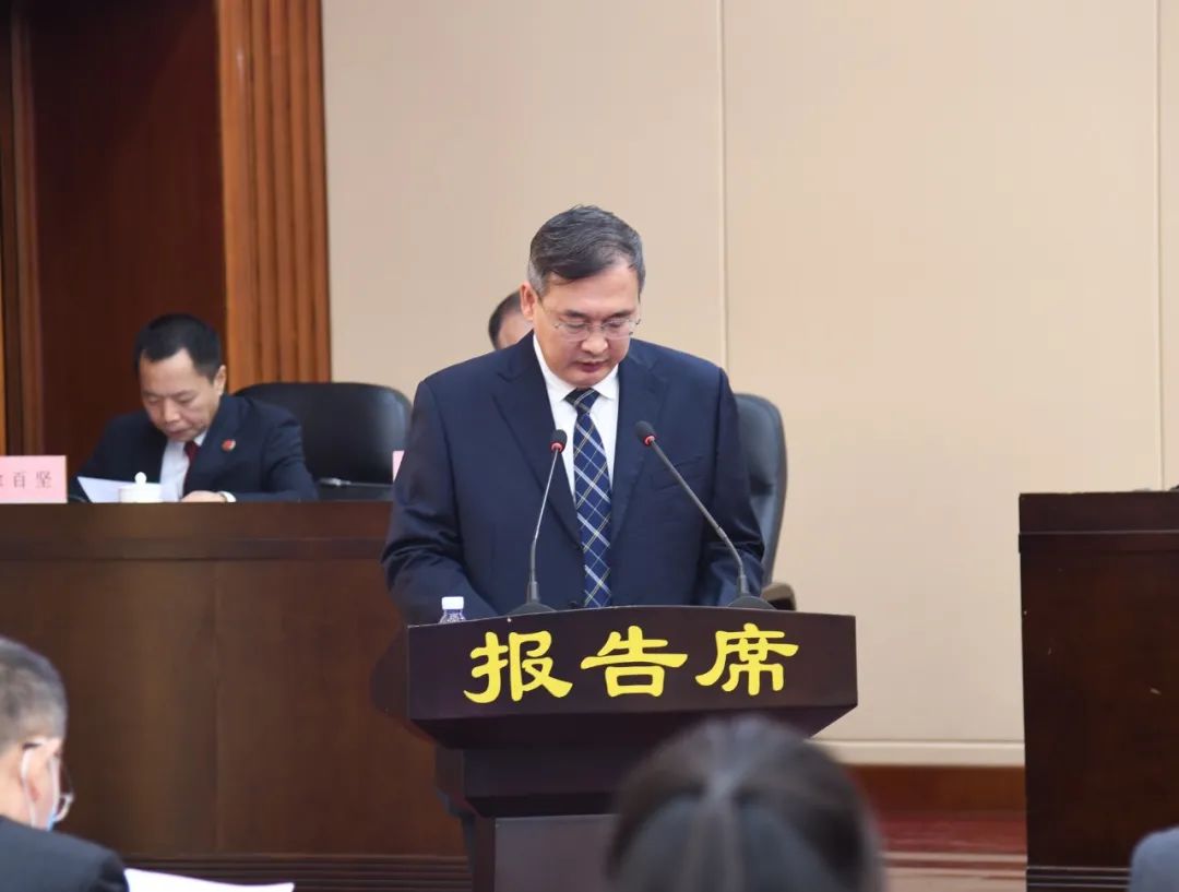 ​市五届人大常委会第四十八次会议举行第一次全体会议