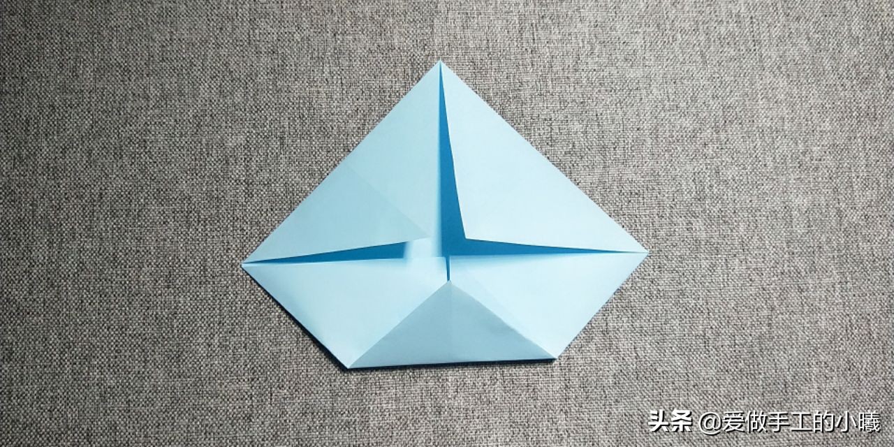 折纸教程：玫瑰花折纸图解，简单漂亮易操作，几步就完成