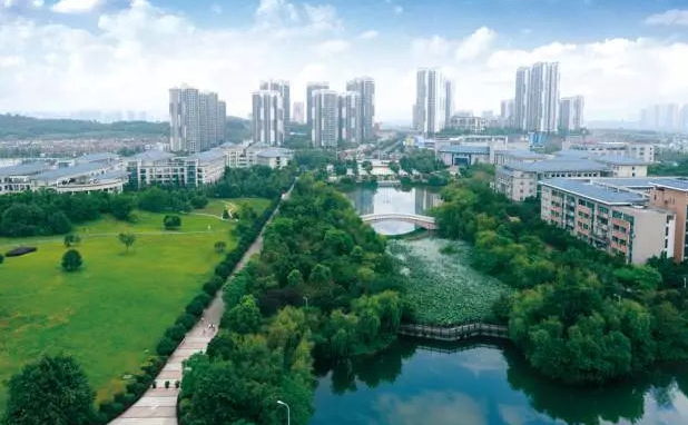 二本中的3所师范大学，就业率高、录取分数线低，值得学生报考