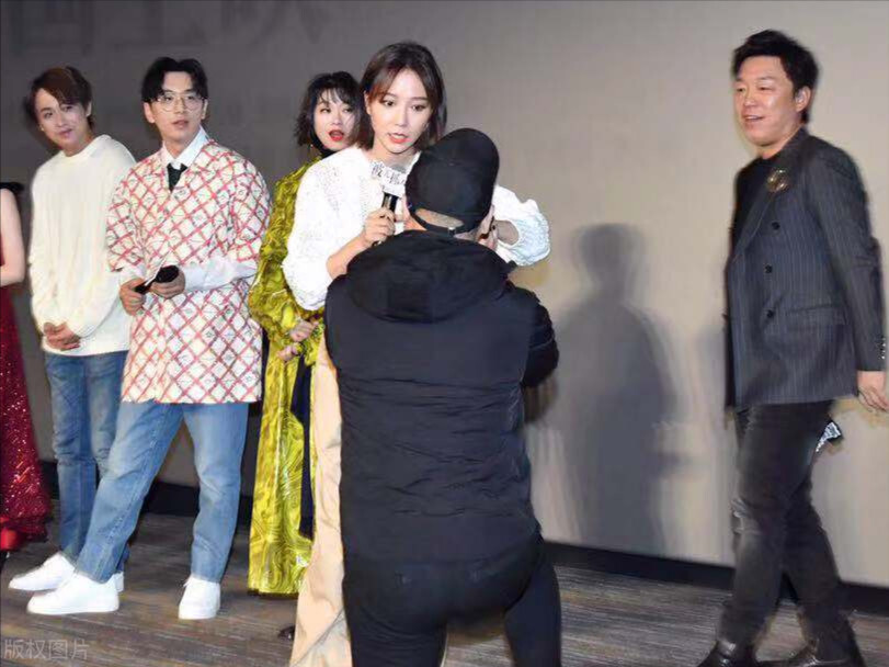 王珞丹的激荡情史，靠清纯征服了8个男人，事业婚姻仍在低谷徘徊