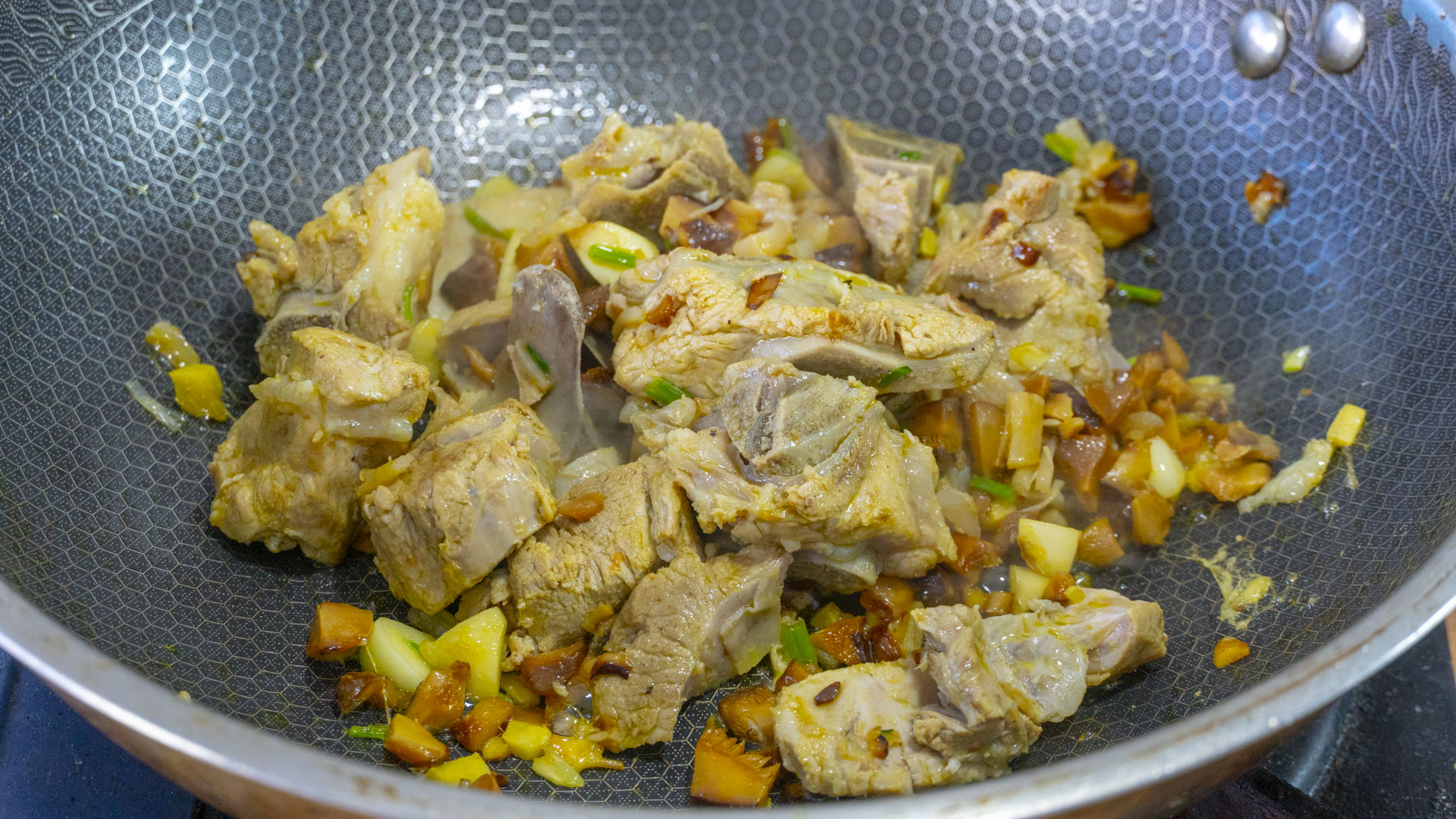 冬天晚餐吃什么？推薦8道熱乎菜，營養(yǎng)均衡又下飯，下班照做就行