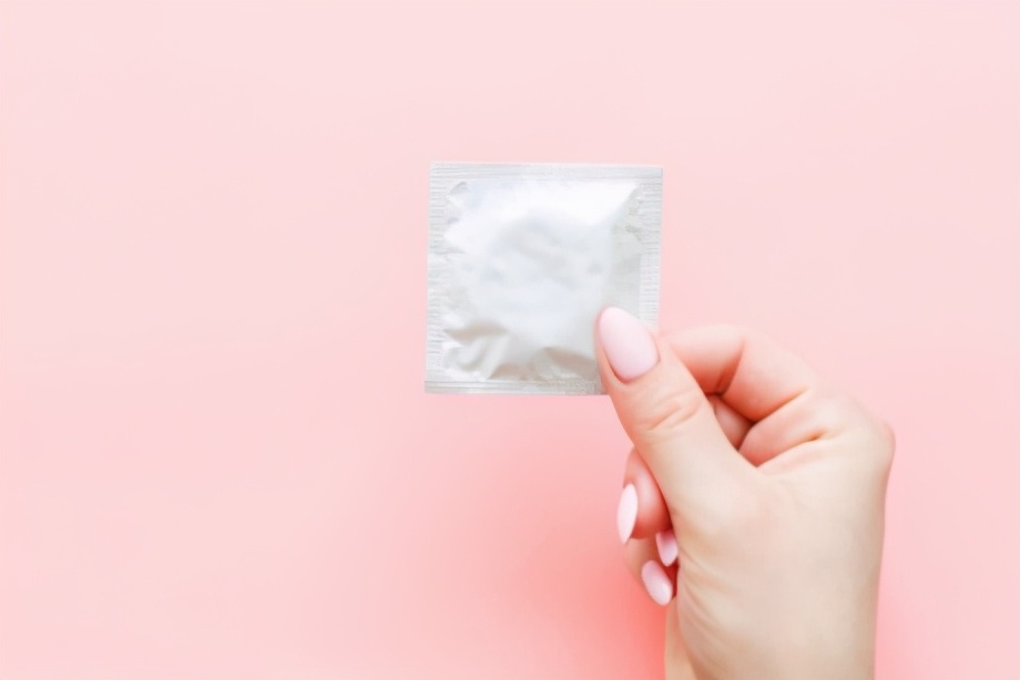 带了避孕套一定安全吗，这5种传染病它就防不了？