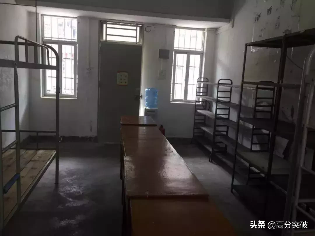 广东“最坑”VS最豪华大学宿舍！你的母校上榜了吗？