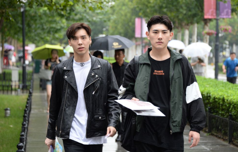 大一新生开学“4带4不带”，你需要提前做好准备，避免影响入学