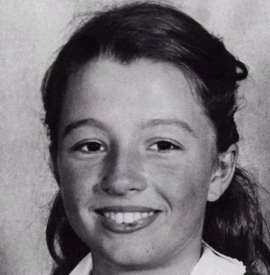 她是出身贫家的交际花，用美貌搅动英国政坛，晚年落魄令人唏嘘