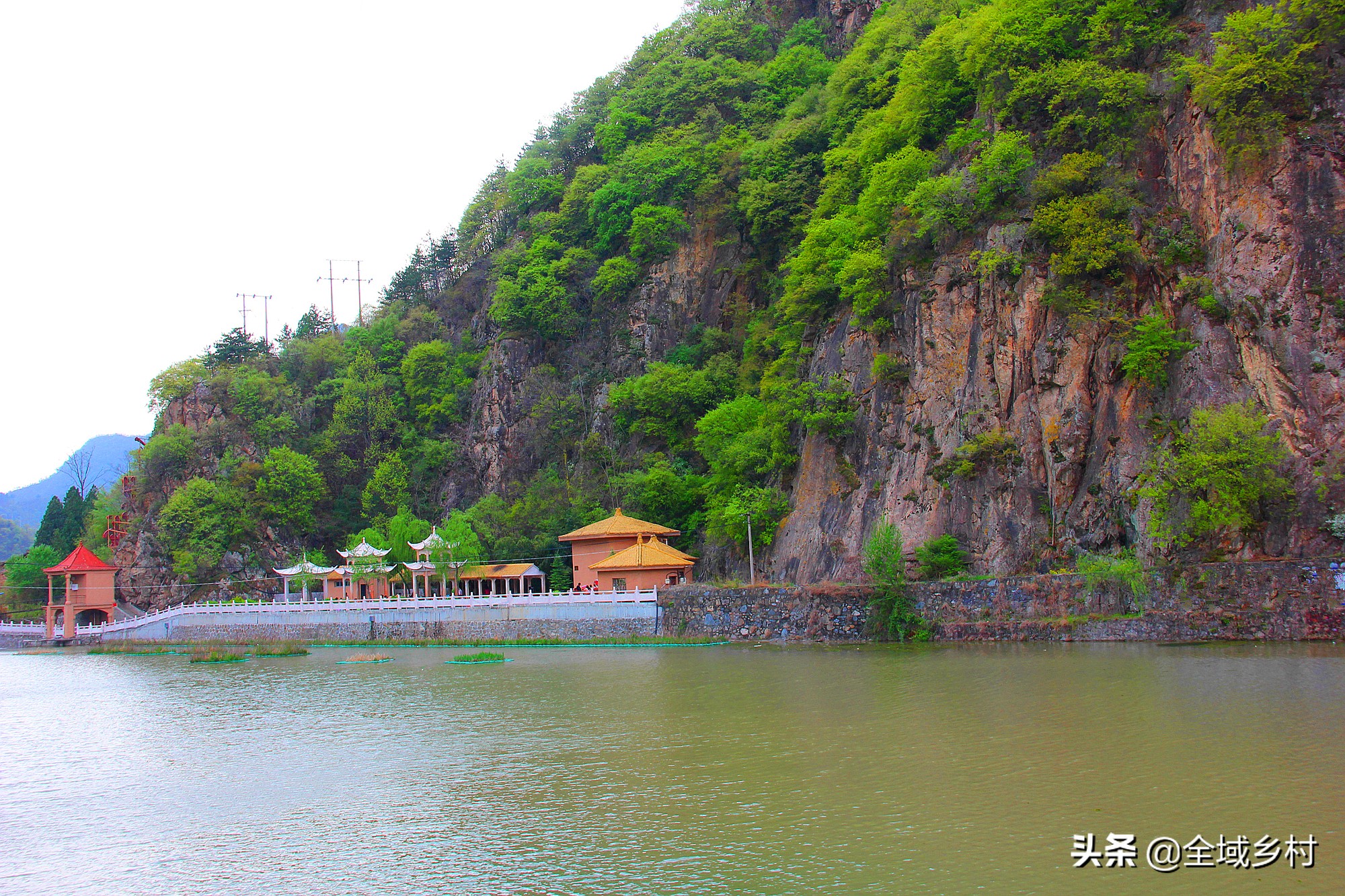 河南省内适合自驾两日游的地方，卢氏汤河风情小镇非常适合避暑