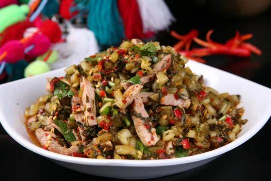 云南《傣味水腌菜》的八种经典吃法，附水腌菜配方