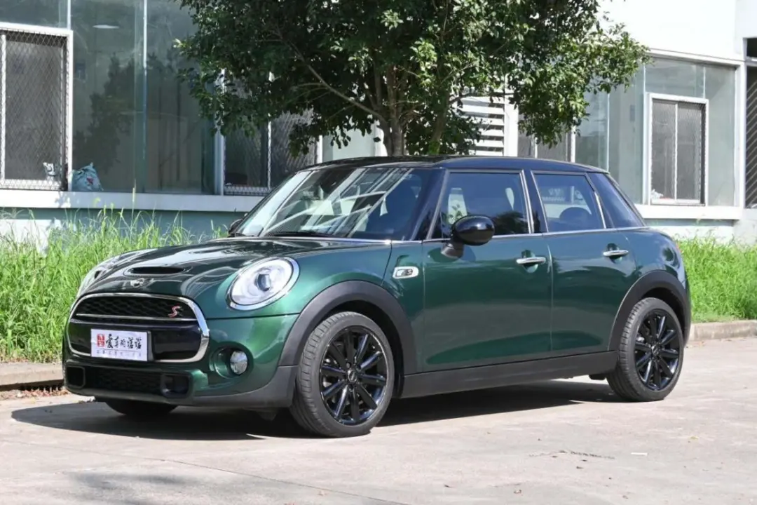 梦想十年，最终选了又小又暴躁的它——二手MINI COOPER S赛车手