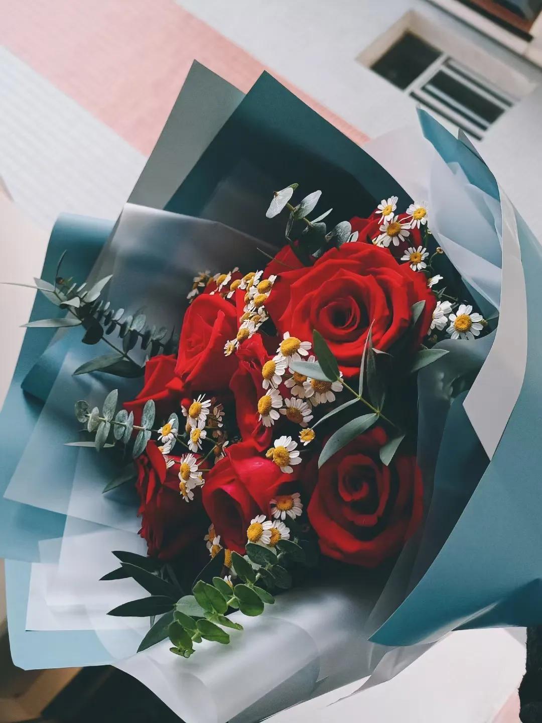 开花店到底挣不挣钱（1）