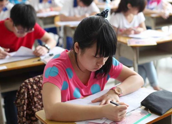 教育部发布通知，对于学校有新要求家长意见大，老师也陷入了迷茫