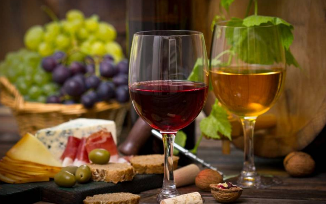 葡萄酒怎么做的过程，自制葡萄酒教程