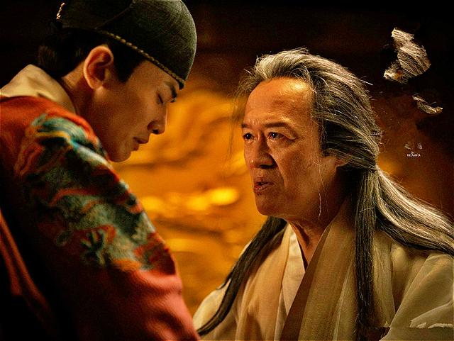 历史上的两大“九千岁”，个个权势通天，结局凄惨！
