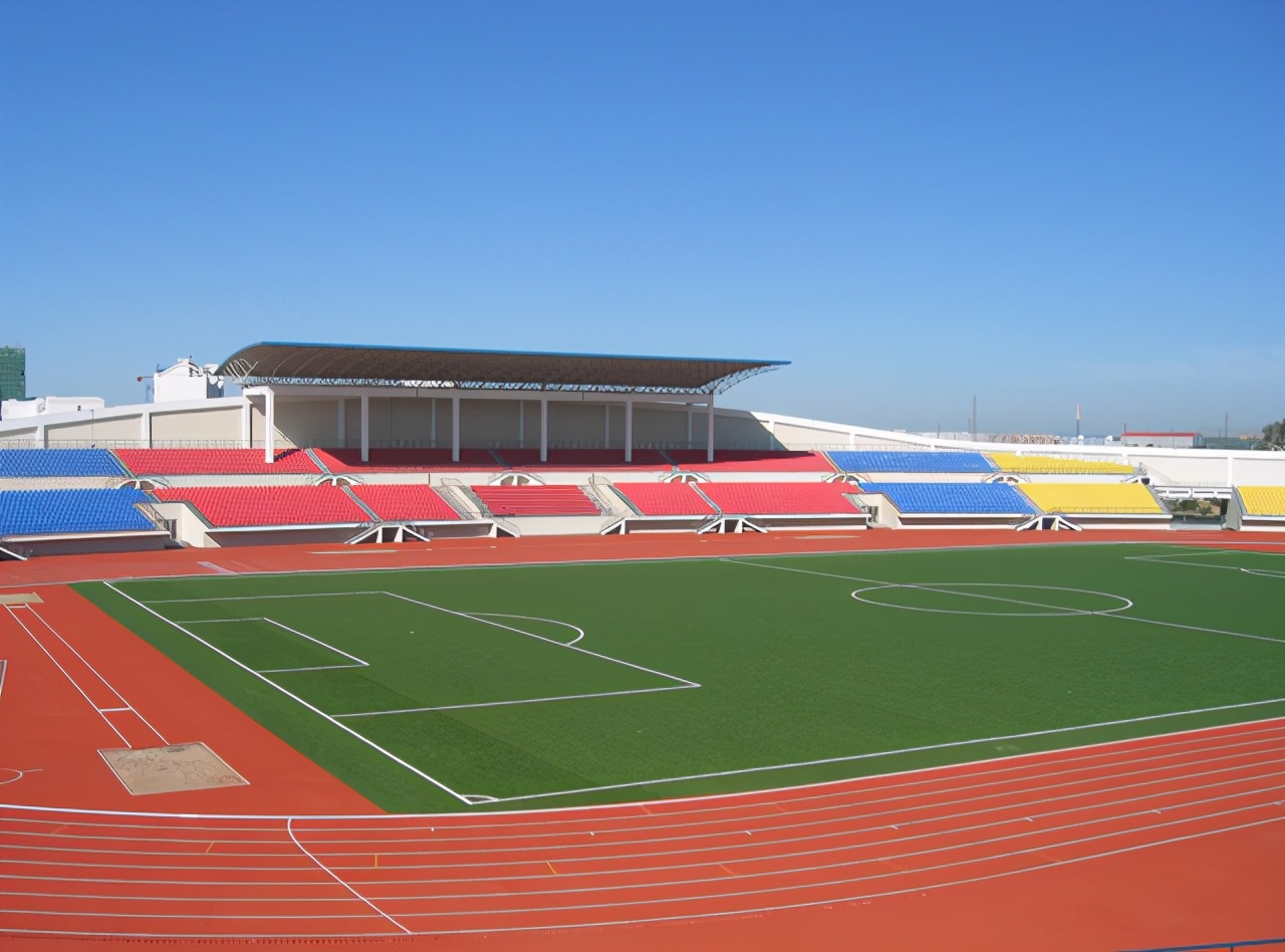 油城大庆的两所大学，分别是一本和二本，考上就是不错的选择