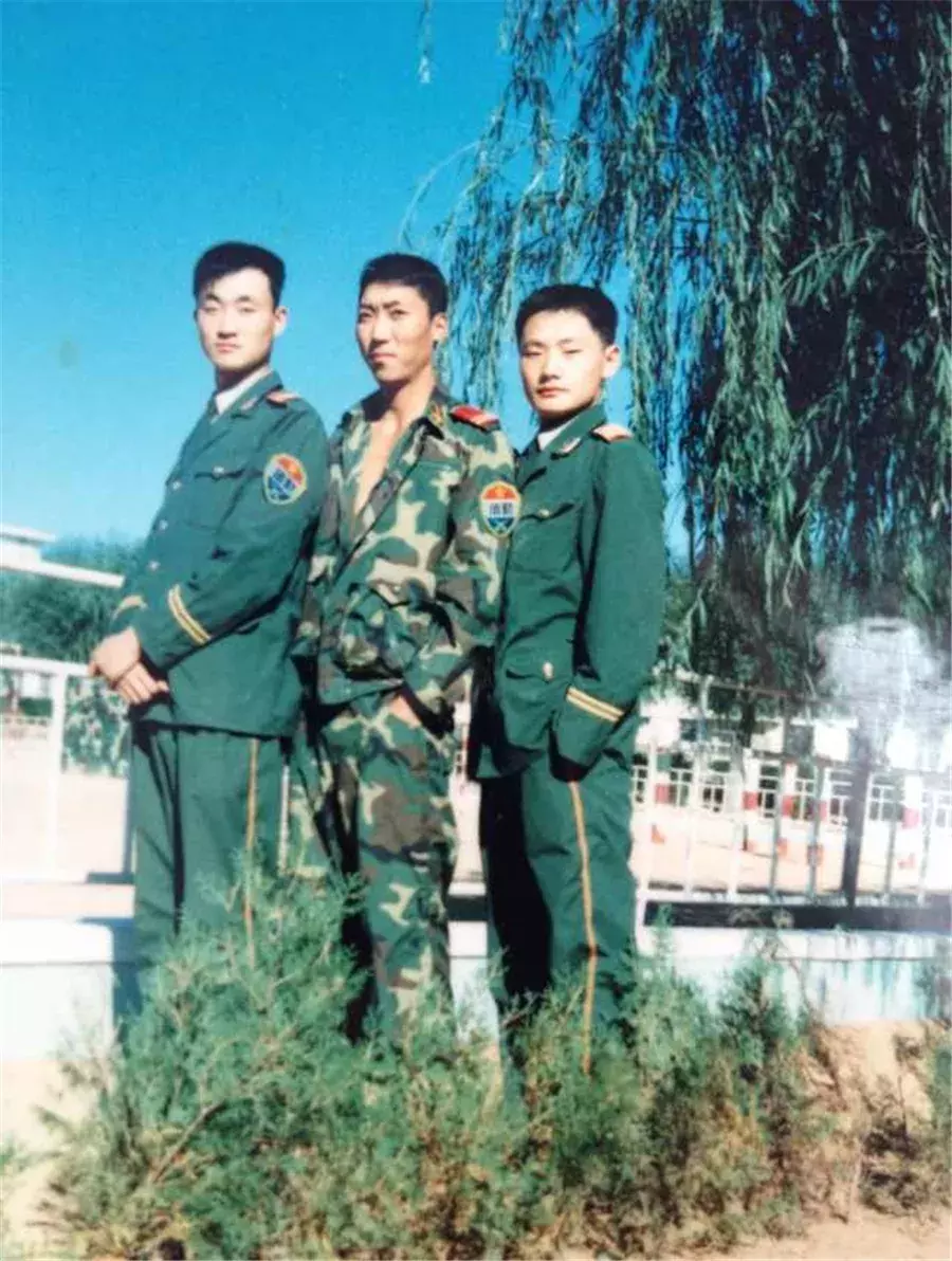 从退伍军人到服装大佬,他是如何缔造男裤帝国