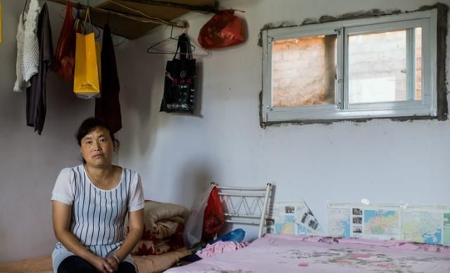 母亲答应儿子去陪读，没想到背后却另有隐情，得知真相后悔不当初