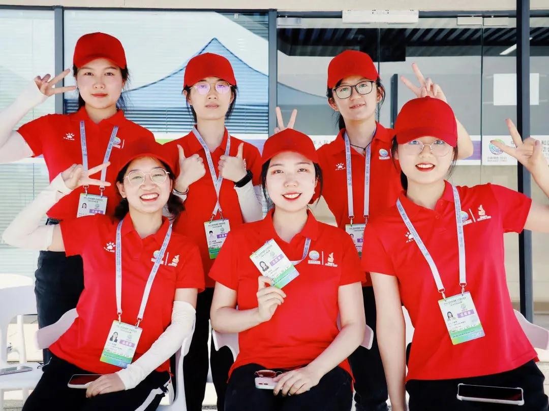 “十四运”开幕！这2名火炬手、7名运动员、13名裁判等700余人，全来自西安交大！