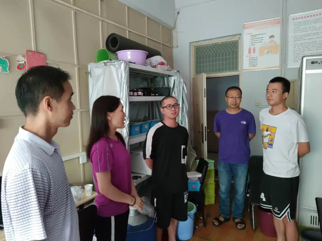 农大人的身影在前，我们“豫”难而上