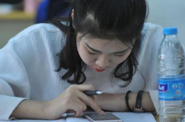 几万元的“公务员”培训，没有走后门，用什么套路让考生“上岸”