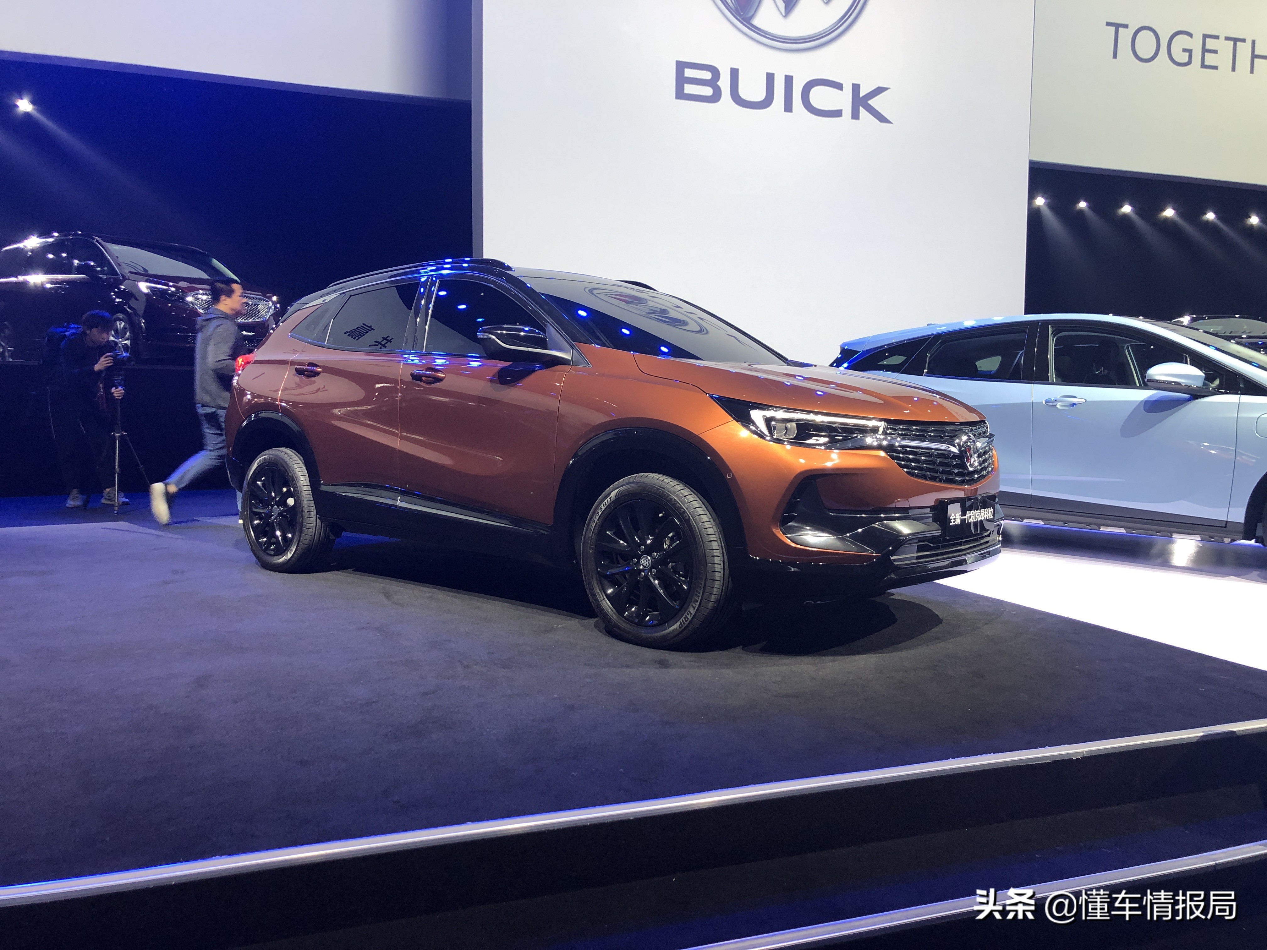 别克新一代昂科拉两款SUV首发，搭9速自动变速箱