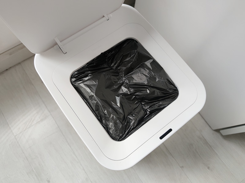 真能自动倒垃圾？科技一小步，文明一大步，拓牛智能垃圾桶T1体验