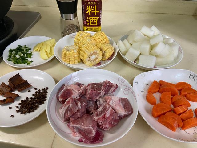 「冬瓜排骨玉米汤」的做法+配方，营养、健康、关键不会长肉肉