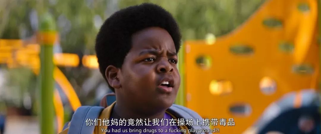 一群未成年人，演了部自己不能看的R级片