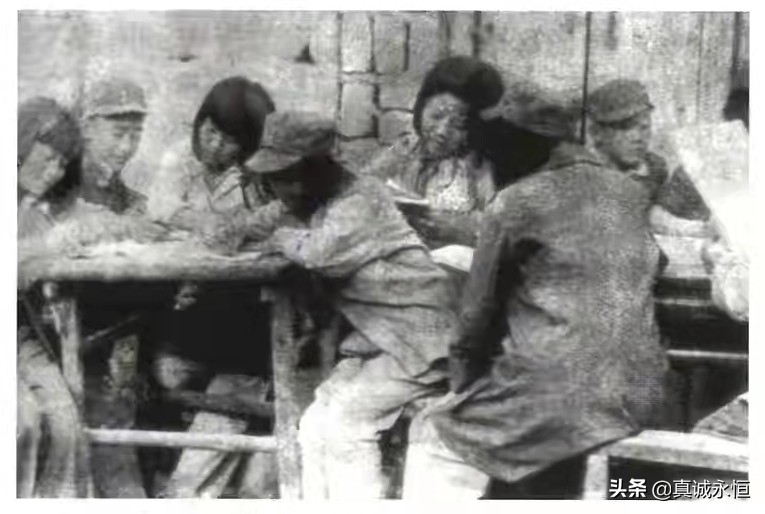 率领游击队勇敢战斗的优秀女部长，被捕后被敌人严刑逼供惨遭杀害