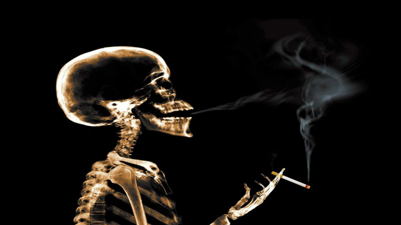 长期吸烟的人，睡觉时如果有3个异常，说明身体让你戒烟了