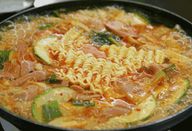 我跟着尹正吃独家减肥餐5天瘦了7斤，留学生：双下巴的我有救了