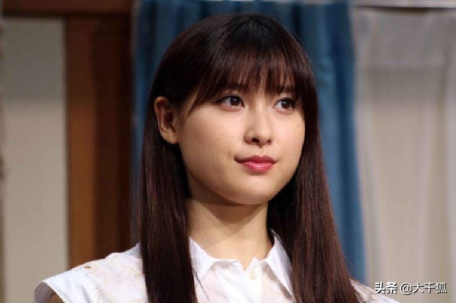 奇葩，25岁日本女星第四次大学留级，读了八年还没有毕业